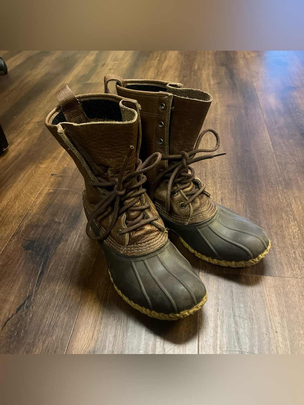 VTG LL Bean Bean Duck 8” Boot Women's Size 7 M Tan Leather Chain Soles Maine USA